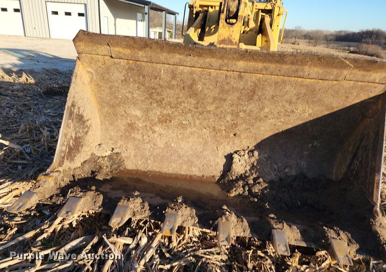 image for item LJ9388 1997 Caterpillar 963B  track loader