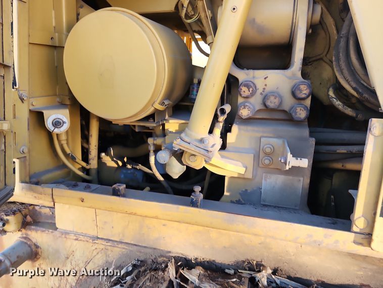 image for item LJ9388 1997 Caterpillar 963B  track loader