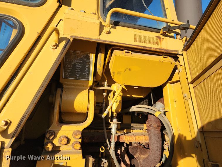 image for item LJ9388 1997 Caterpillar 963B  track loader