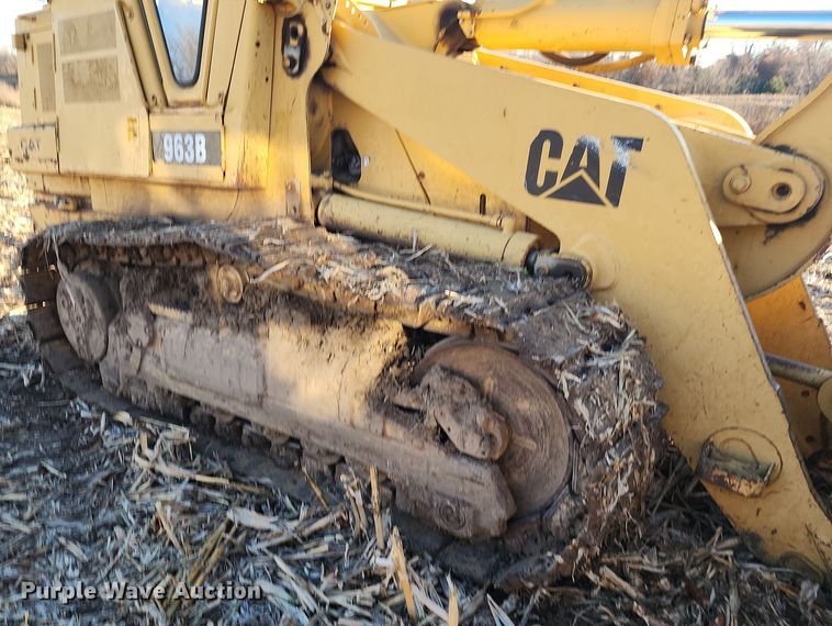 image for item LJ9388 1997 Caterpillar 963B  track loader
