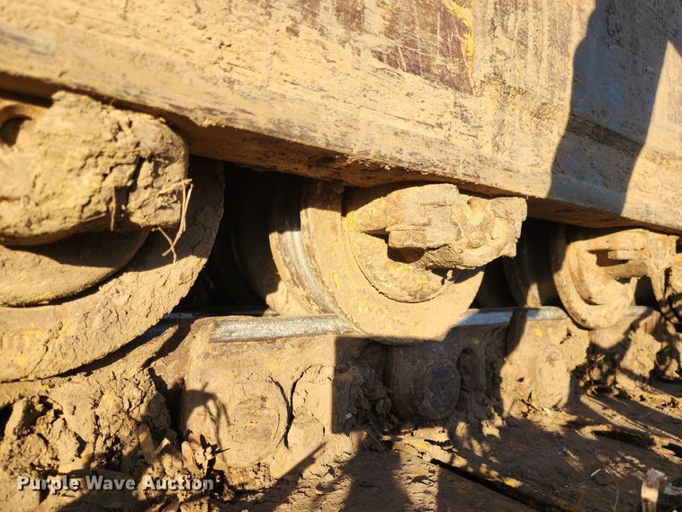 image for item LJ9388 1997 Caterpillar 963B  track loader