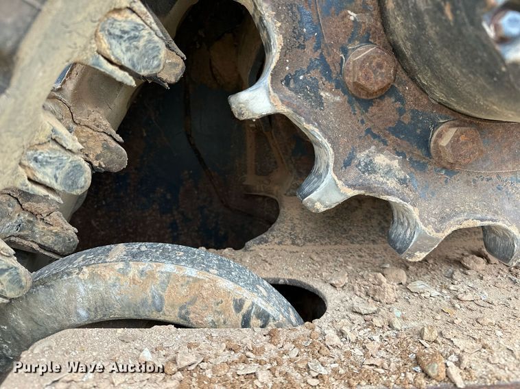 image for item LK9616 2019 Kubota  SVL65-2 tracked skid steer loader