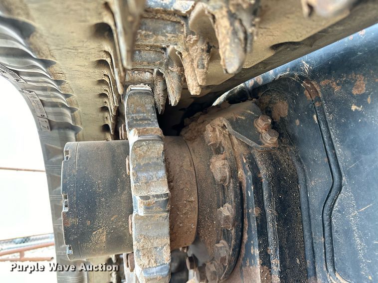 image for item LK9616 2019 Kubota  SVL65-2 tracked skid steer loader