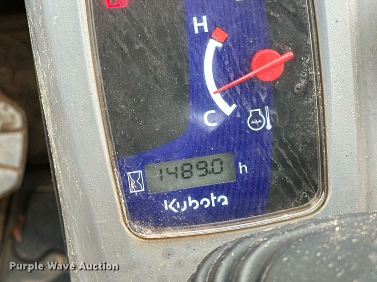 image for item LK9617 2019 Kubota SVL65-2  tracked skid steer loader