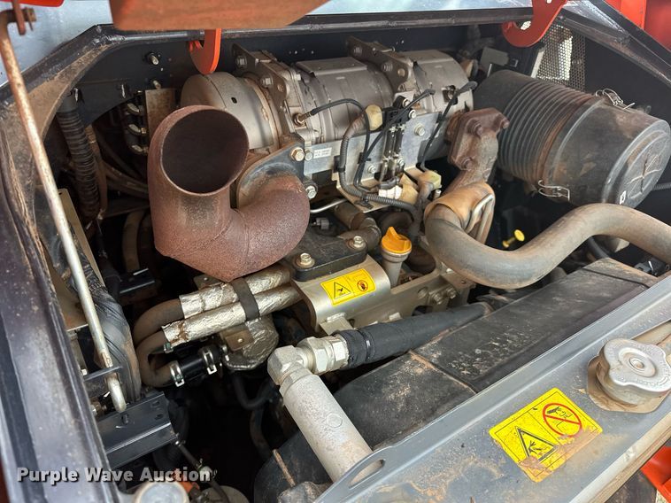 image for item LK9617 2019 Kubota SVL65-2  tracked skid steer loader