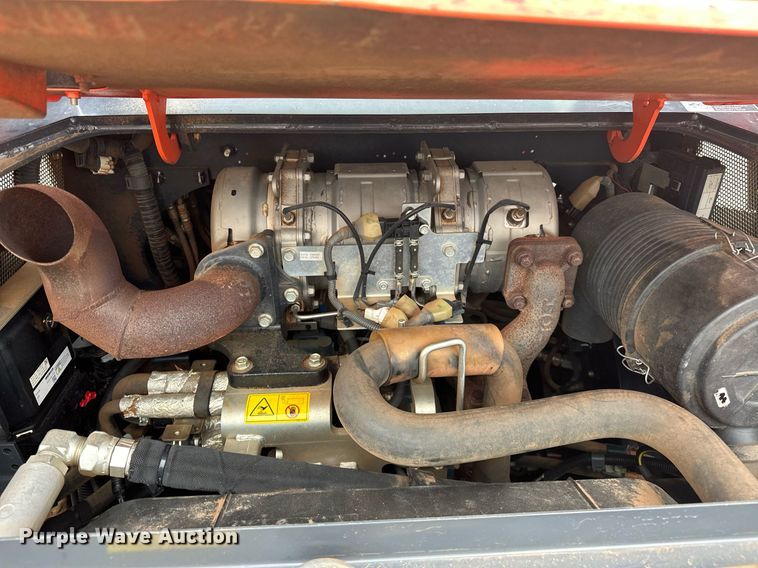 image for item LK9617 2019 Kubota SVL65-2  tracked skid steer loader