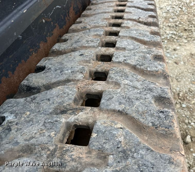 image for item LK9617 2019 Kubota SVL65-2  tracked skid steer loader