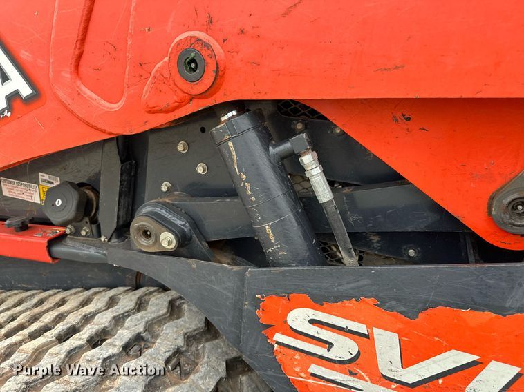 image for item LK9618 2019 Kubota SVL75-2  tracked skid steer loader