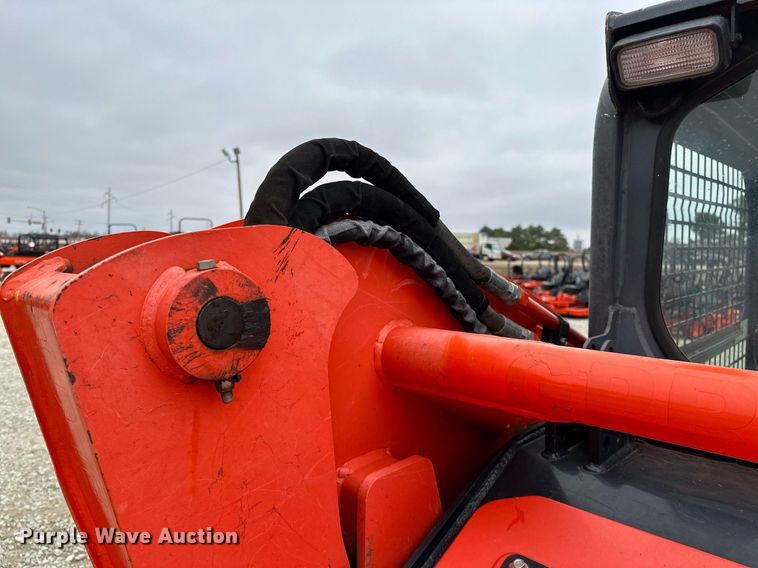 image for item LK9618 2019 Kubota SVL75-2  tracked skid steer loader