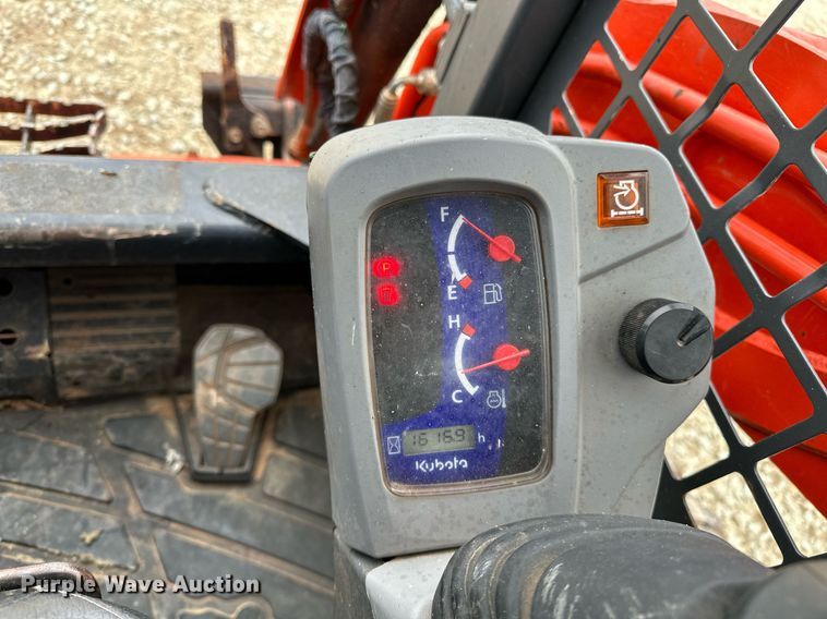 image for item LK9618 2019 Kubota SVL75-2  tracked skid steer loader