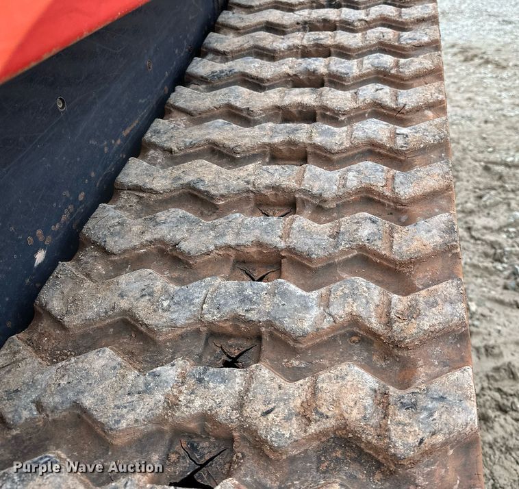 image for item LK9618 2019 Kubota SVL75-2  tracked skid steer loader