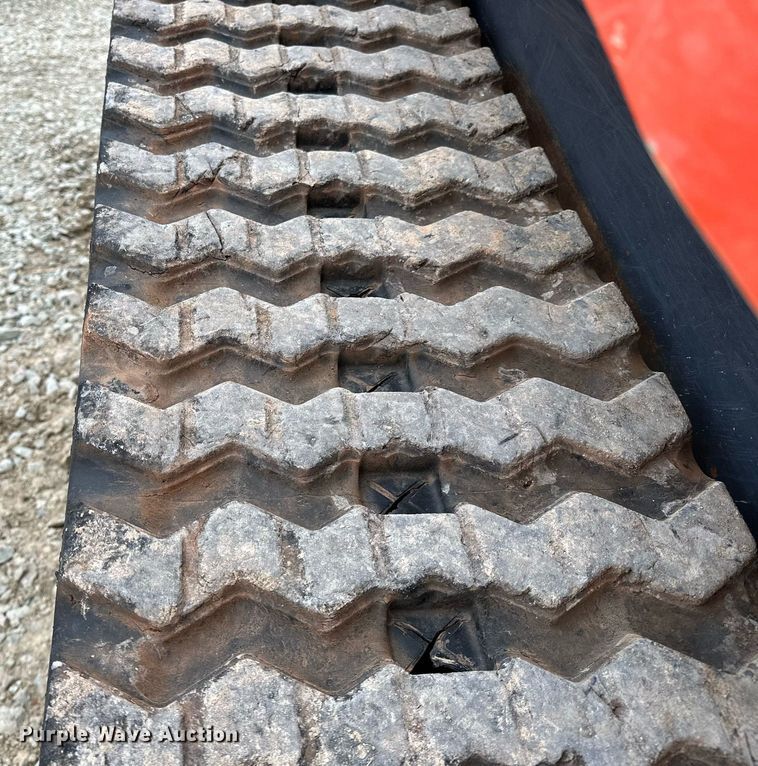 image for item LK9618 2019 Kubota SVL75-2  tracked skid steer loader