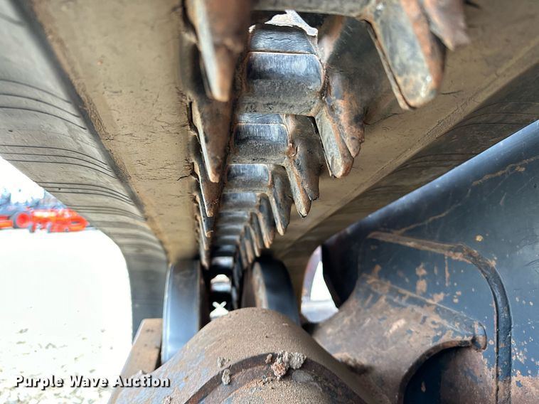 image for item LK9618 2019 Kubota SVL75-2  tracked skid steer loader