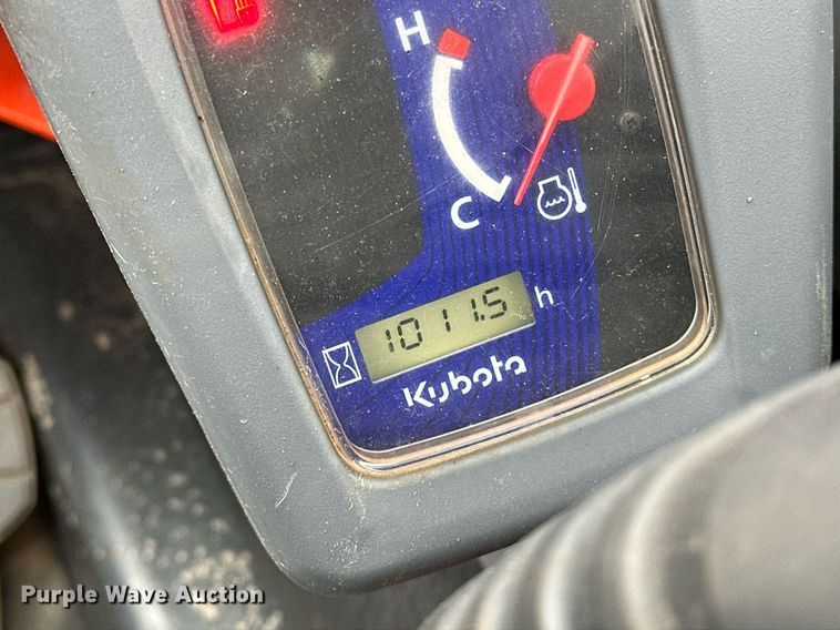 image for item LK9619 2017 Kubota SSV65  skid steer loader