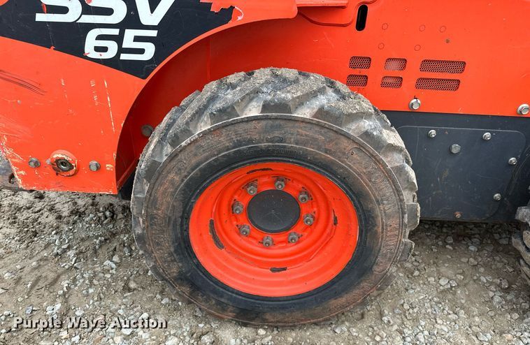 image for item LK9619 2017 Kubota SSV65  skid steer loader