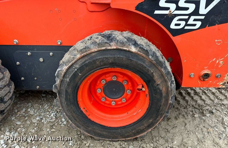 image for item LK9619 2017 Kubota SSV65  skid steer loader