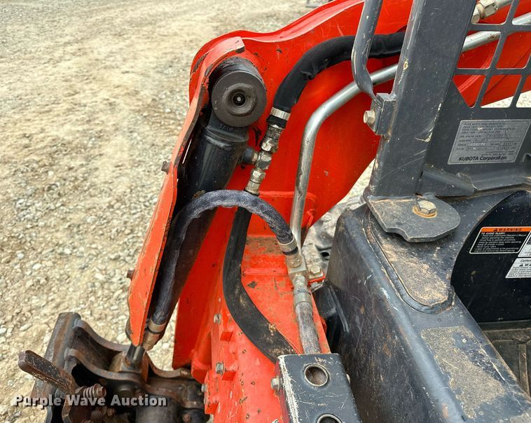image for item LK9620 2019 Kubota SVL65-2  tracked skid steer loader
