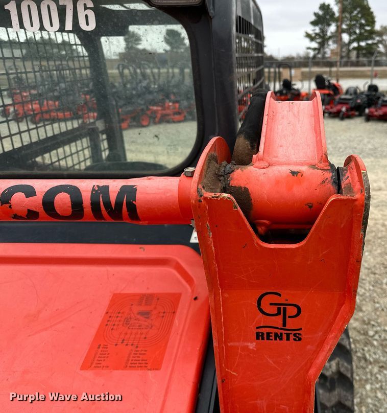 image for item LK9620 2019 Kubota SVL65-2  tracked skid steer loader