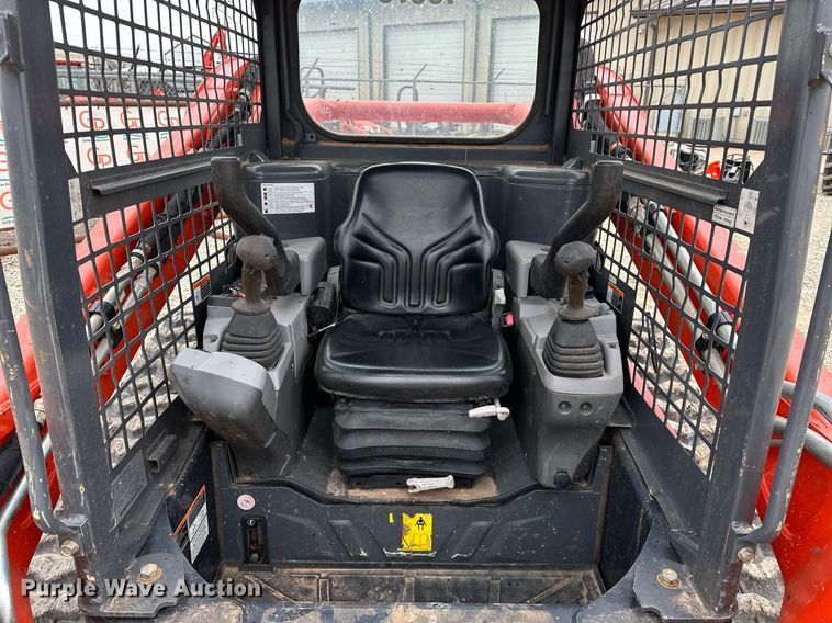 image for item LK9620 2019 Kubota SVL65-2  tracked skid steer loader