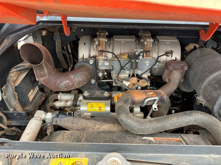 image for item LK9620 2019 Kubota SVL65-2  tracked skid steer loader