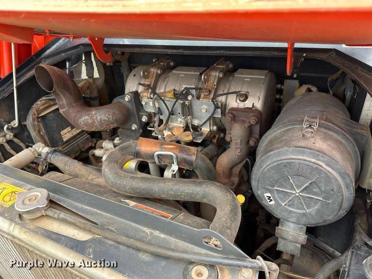 image for item LK9620 2019 Kubota SVL65-2  tracked skid steer loader