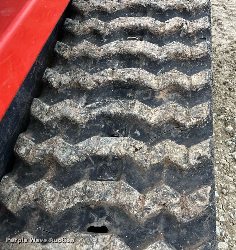 image for item LK9620 2019 Kubota SVL65-2  tracked skid steer loader