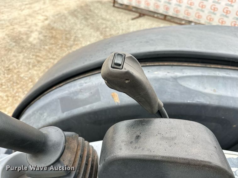 image for item LK9621 2020 Kubota KX057-4  mini excavator