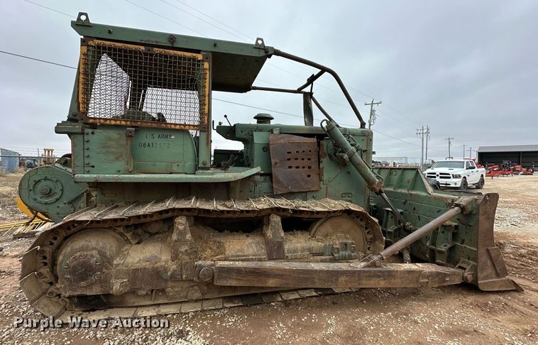 image for item LK9622 Caterpillar D7F  dozer