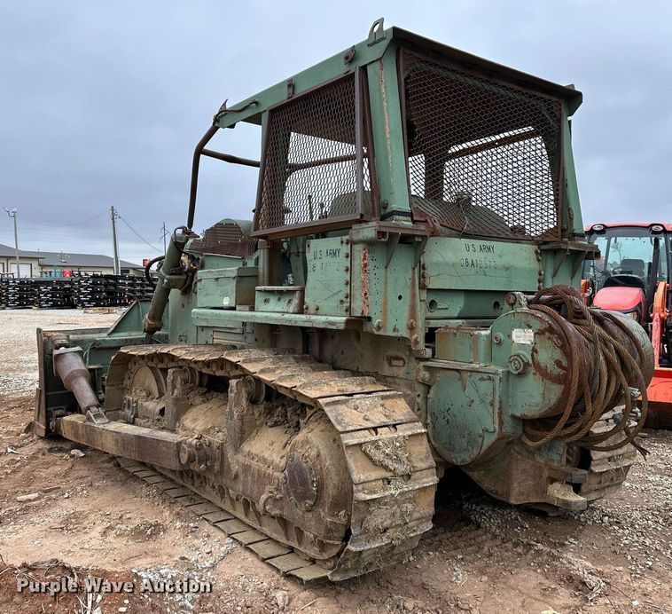 image for item LK9622 Caterpillar D7F  dozer