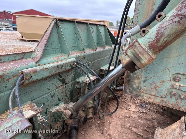 image for item LK9622 Caterpillar D7F  dozer