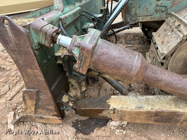 image for item LK9622 Caterpillar D7F  dozer