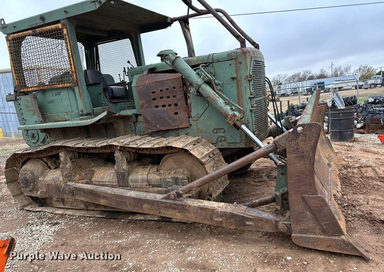 image for item LK9622 Caterpillar D7F  dozer