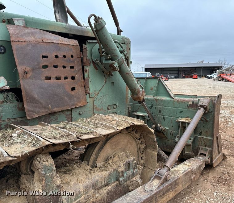 image for item LK9622 Caterpillar D7F  dozer