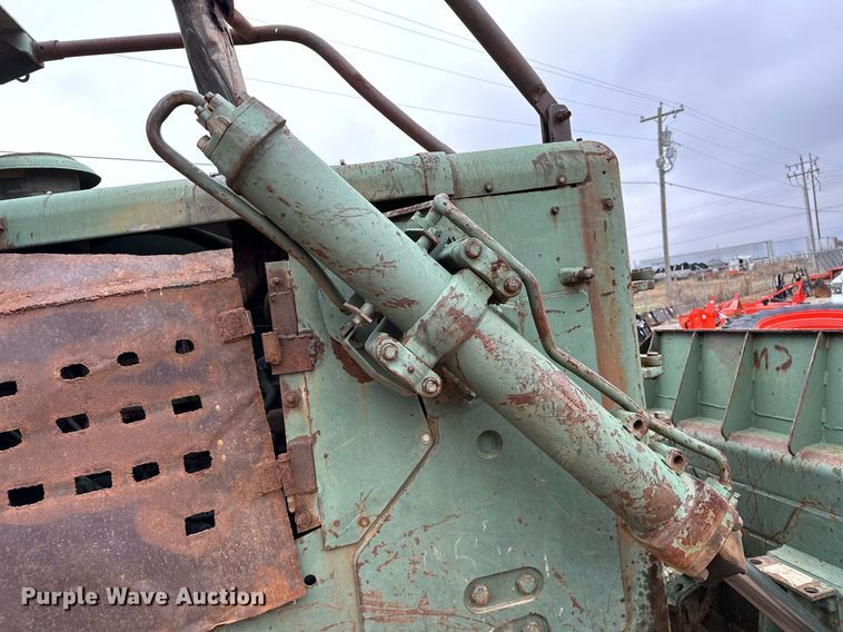 image for item LK9622 Caterpillar D7F  dozer