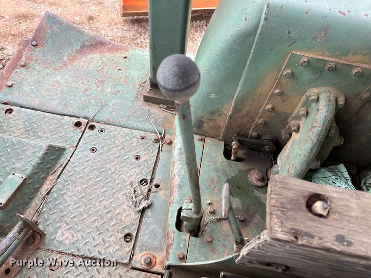 image for item LK9622 Caterpillar D7F  dozer