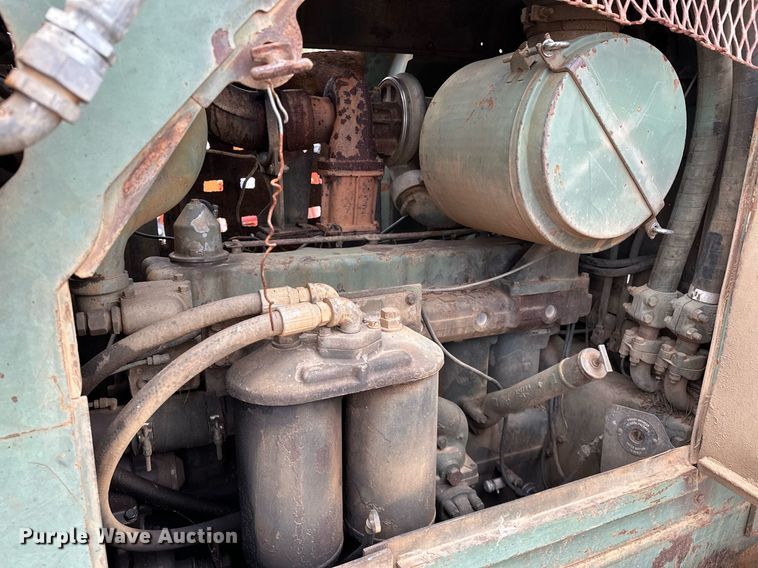 image for item LK9622 Caterpillar D7F  dozer