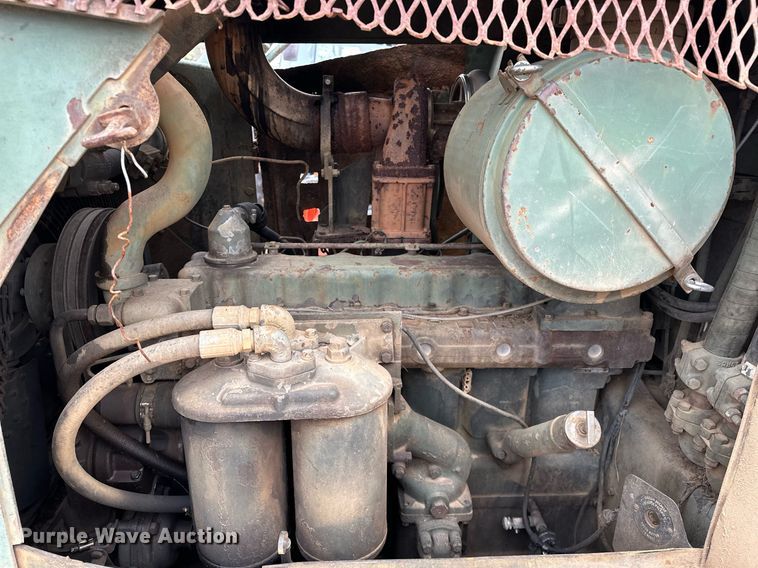 image for item LK9622 Caterpillar D7F  dozer