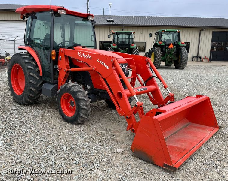image for item LK9623 2019 Kubota MX5400DST  MFWD tractor