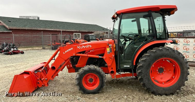 image for item LK9623 2019 Kubota MX5400DST  MFWD tractor