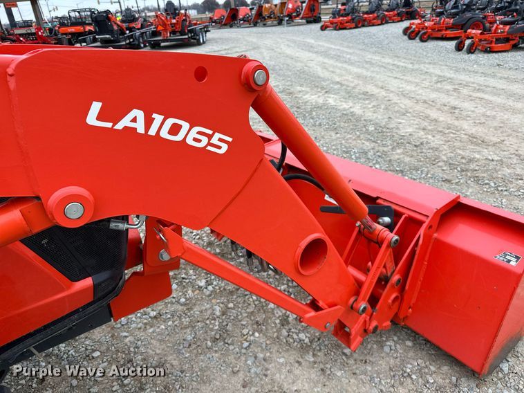 image for item LK9623 2019 Kubota MX5400DST  MFWD tractor