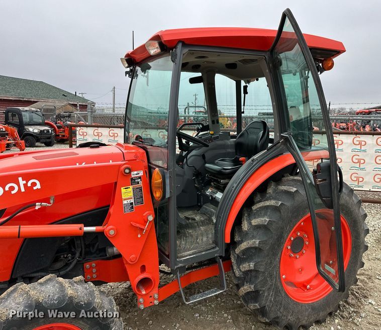 image for item LK9623 2019 Kubota MX5400DST  MFWD tractor