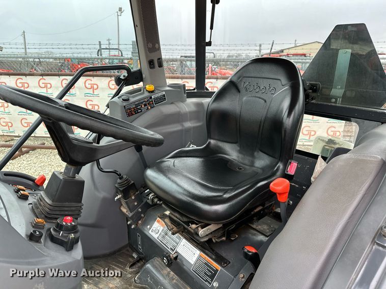 image for item LK9623 2019 Kubota MX5400DST  MFWD tractor