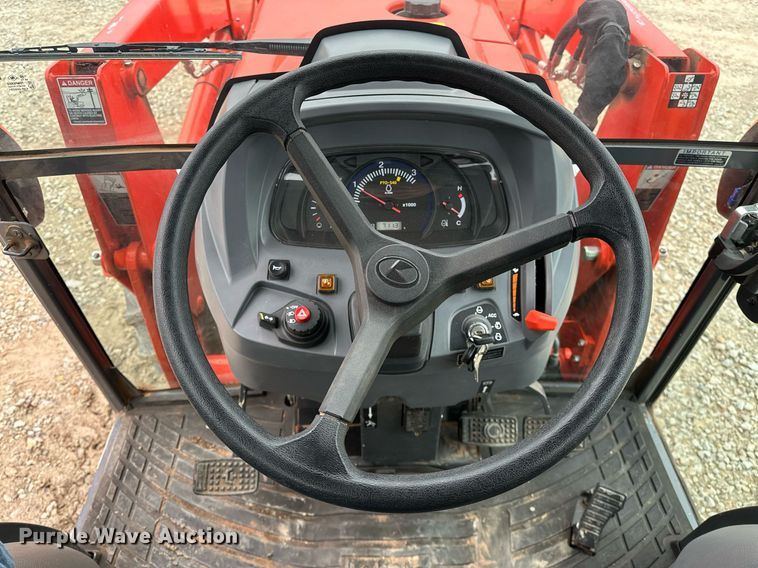 image for item LK9623 2019 Kubota MX5400DST  MFWD tractor