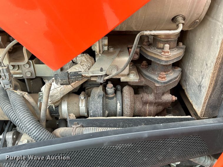 image for item LK9623 2019 Kubota MX5400DST  MFWD tractor