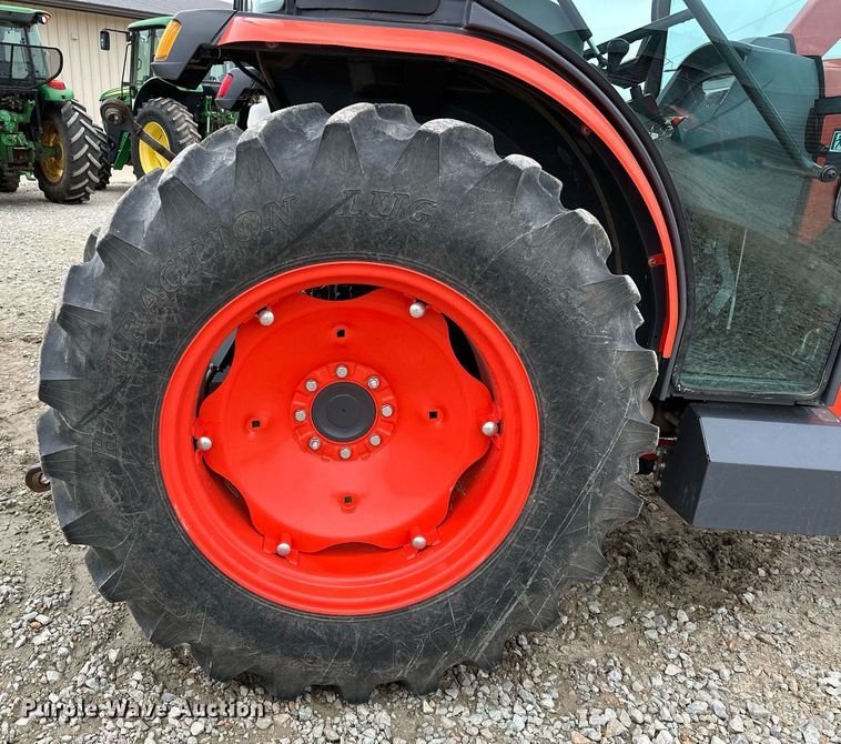 image for item LK9623 2019 Kubota MX5400DST  MFWD tractor