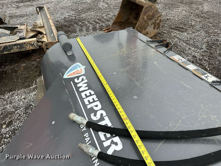 image for item LK9636 2019 Paladin Sweepster VRS6M-0022  skid steer sweeper