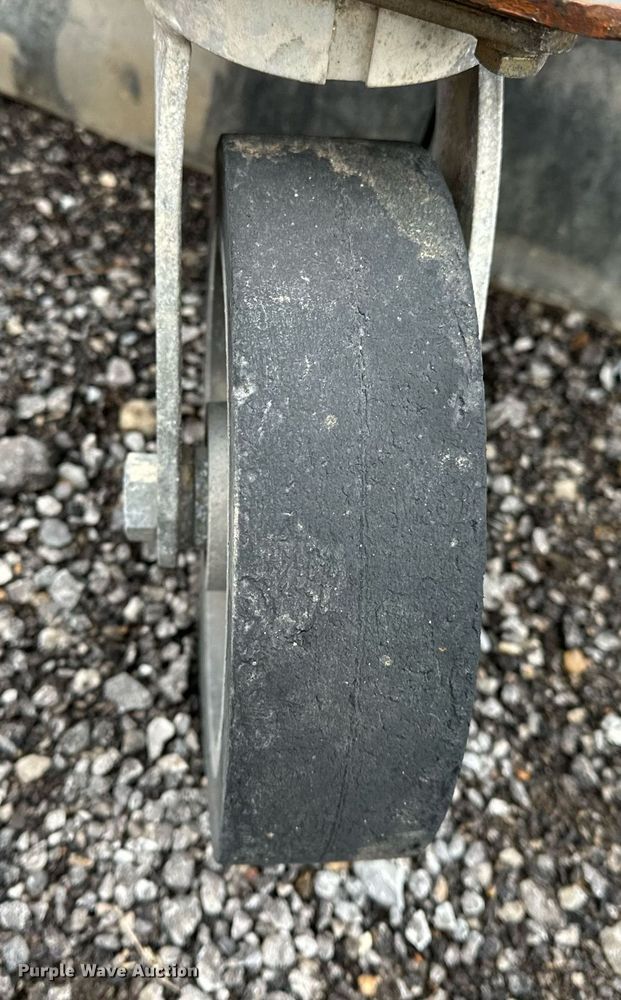 image for item LK9636 2019 Paladin Sweepster VRS6M-0022  skid steer sweeper