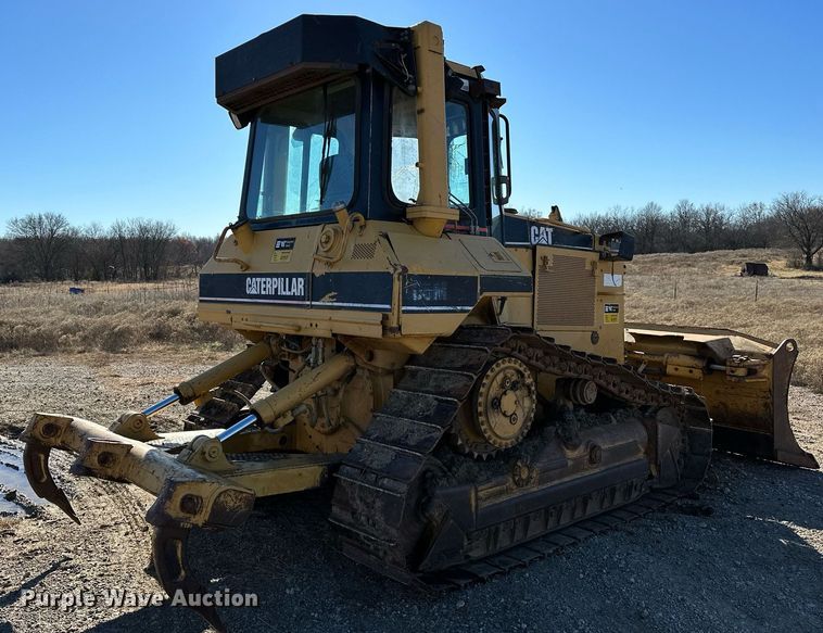 image for item LK9640 1999 Caterpillar D5M XL  dozer