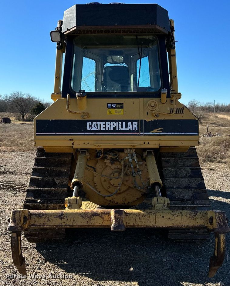 image for item LK9640 1999 Caterpillar D5M XL  dozer