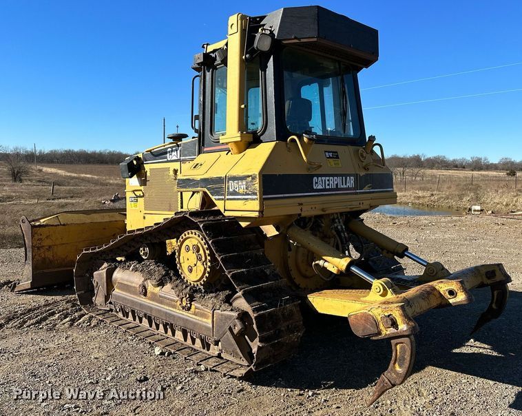 image for item LK9640 1999 Caterpillar D5M XL  dozer